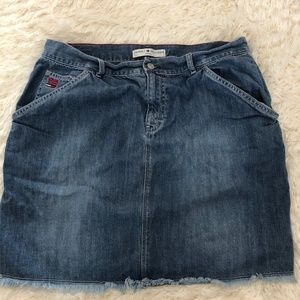 TOMMY HILFIGER CARPENTER JEAN SKIRT 16